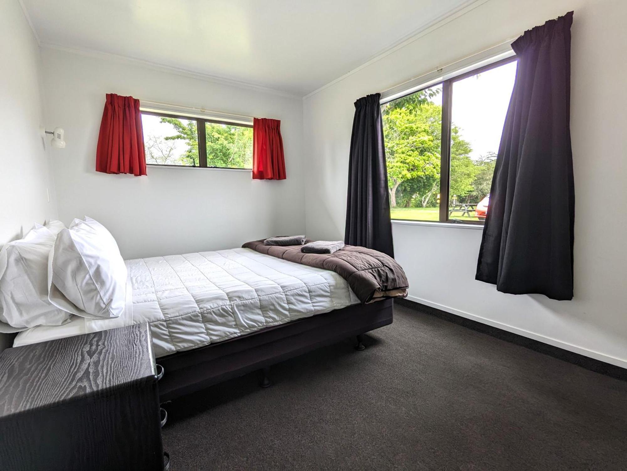 Holdens Bay Holiday Park Rotorua Exterior photo