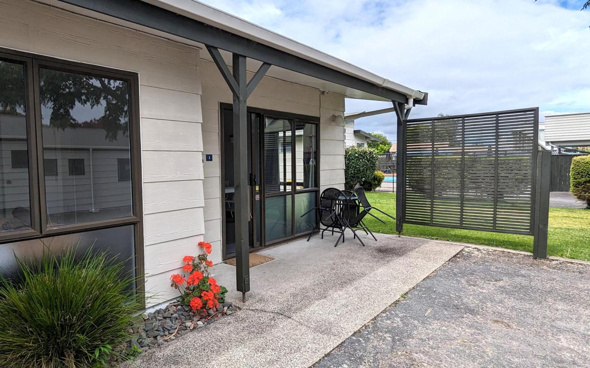 Holdens Bay Holiday Park Rotorua Exterior photo