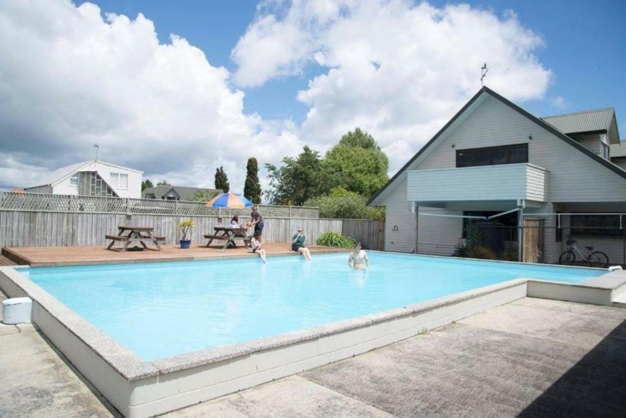 Holdens Bay Holiday Park Rotorua Exterior photo